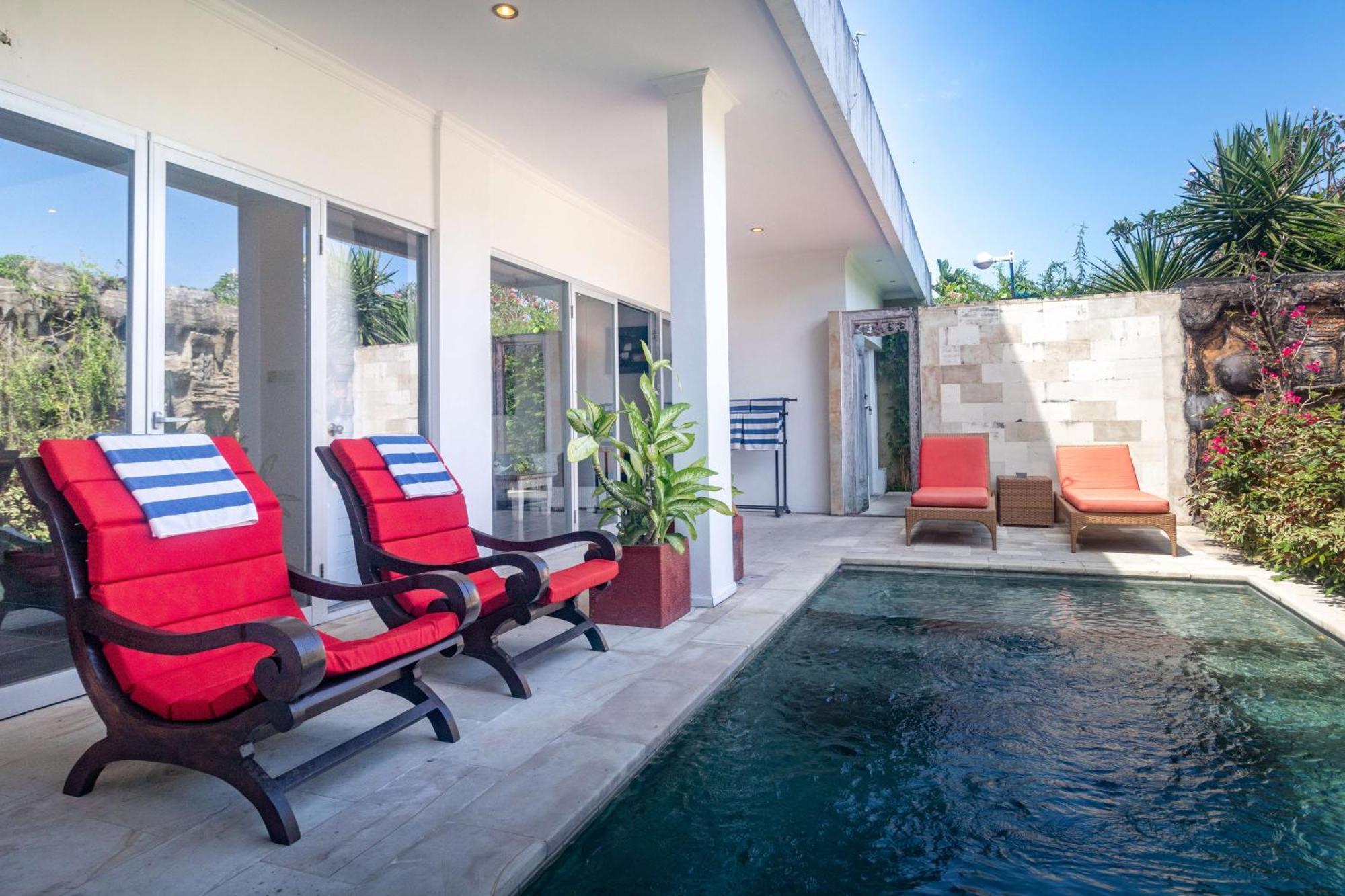 Aleesha Villas And Suites Sanur  Exterior photo